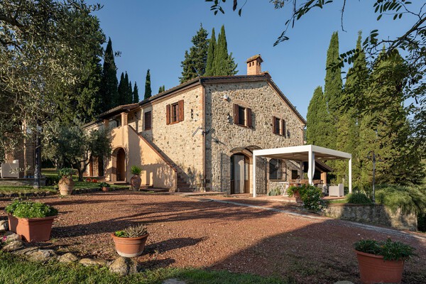 Ferienwohnung Mandorlo in der Toskana mit Pool und Tennisplatz