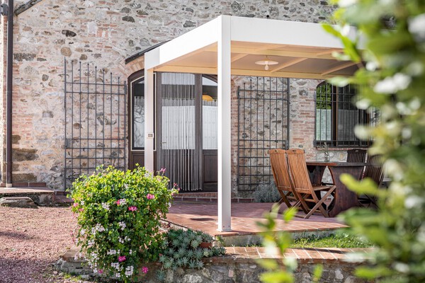 Ferienwohnung Mandorlo in der Toskana mit Pool und Tennisplatz