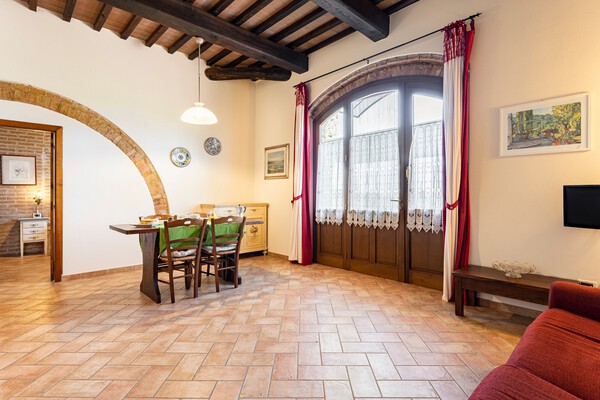 Ferienwohnung Mandorlo in der Toskana mit Pool und Tennisplatz