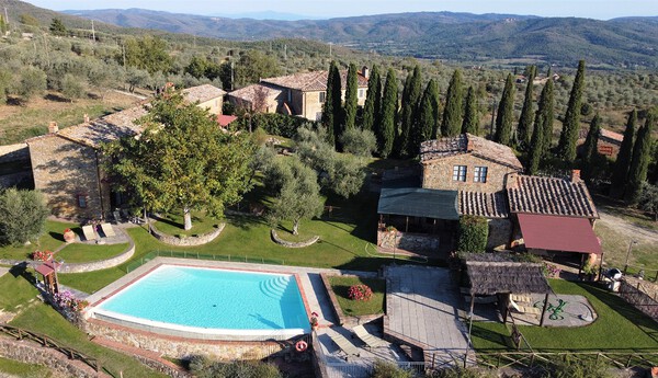 Ferienwohnung Parata in der Toskana mit eigenem Garten und privater Terrasse