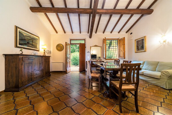 Toskana-Ferienwohnung mit Pool Florenz Siena