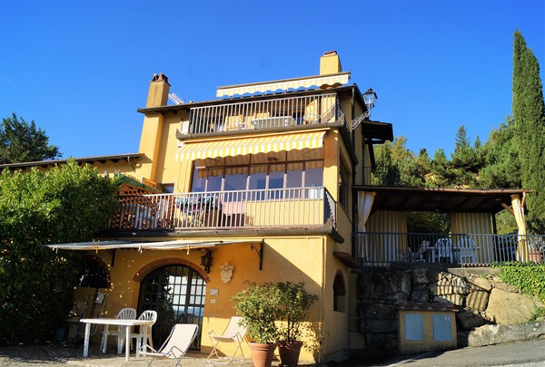 Toskana-Ferienwohnung mit Pool Florenz Siena