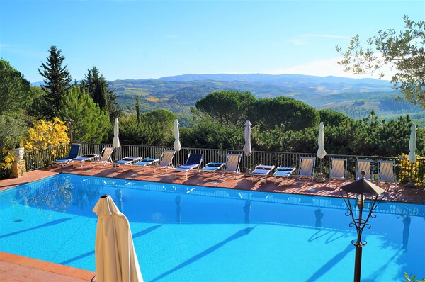 Pool Ferienwohnung Pineta