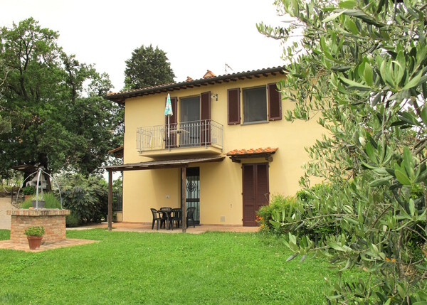 Toskana-Ferienwohnung Tulipano mit Pool und Blick auf San Gimignano