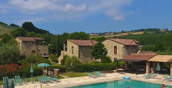 Toskana Ferienwohnung in Residenz mit Pool, Therme und Spa für 4 Personen