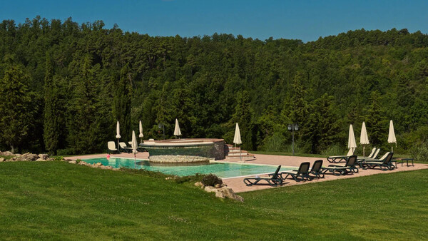 Luxusvilla Rivalto in der Toskana mit Spa-Pool und Sauna für bis zu 14 Personen