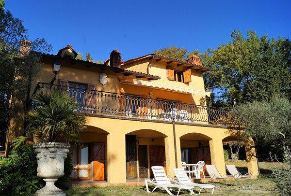 Toskana Ferienwohnung Macine 2 im EG