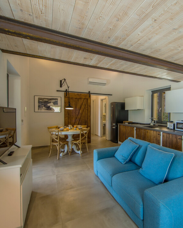 Elba-Ferienhaus mit Meerblick und Pool für 4-6 Personen