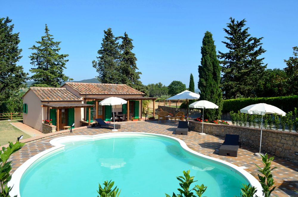 Toskana-Ferienhaus freistehend mit Pool für 4-6 Personen