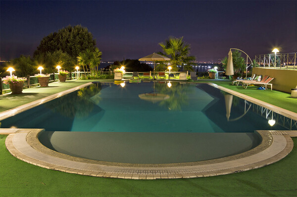 Toskana-Ferienwohnung Pool Meerblick
