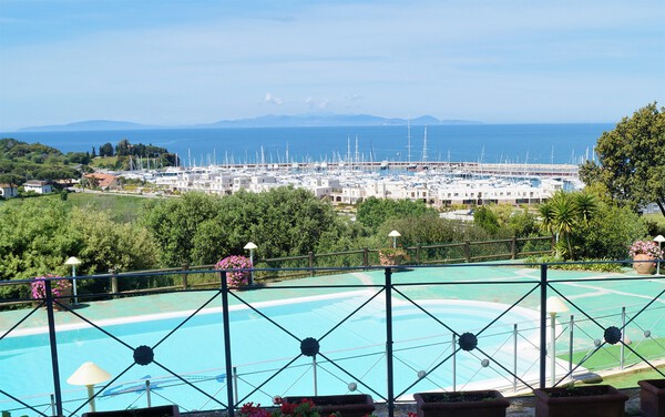 Ferienwohnung mit Meerblick in der Toskana
