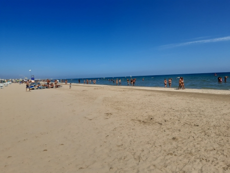 feiner Sandstrand Pinarella, Emilia-Romagna