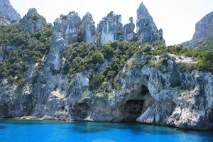 Cala Goloritzè, Kiesstrand auf Sardinien