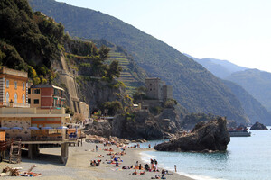 Spiaggia di Fegina, Kiesstrand in Ligurien
