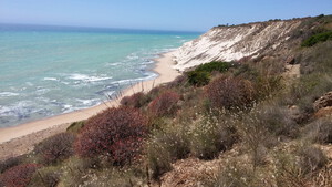 feiner Sandstrand Torre Salsa, Sizilien