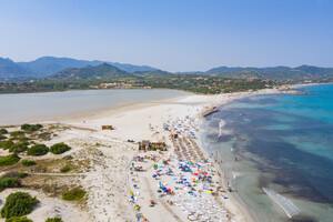 Spiaggia di Porto Giunco, feiner Sandstrand auf Sardinien
