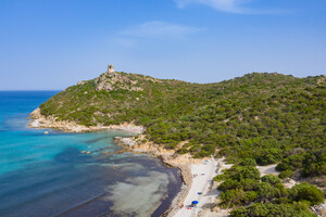 Cala Porto Giunco, feiner Sandstrand auf Sardinien