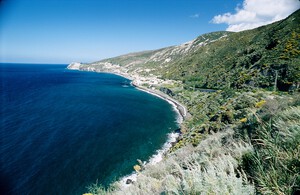 Kiesstrand Spiaggia Acquacalda, Sizilien