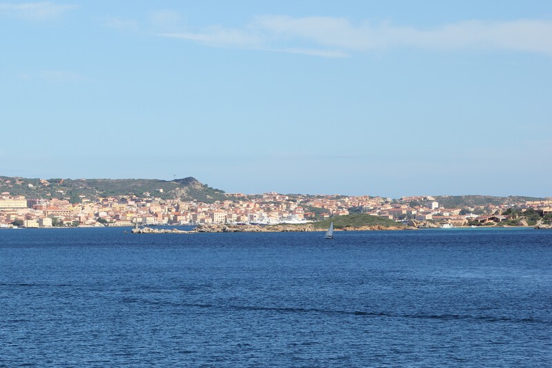 feiner Sandstrand Spiaggia del Pesce, Sardinien