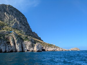 Tre Piscine Cala del Cuore, Steinstrand auf Sizilien