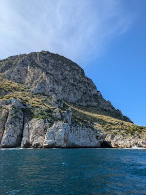 Tre Piscine Cala del Cuore, Steinstrand auf Sizilien