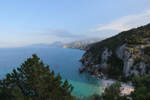 Cala di Fuili, Kiesstrand auf Sardinien