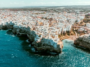 Kiesstrand Lama Monachile, Apulien