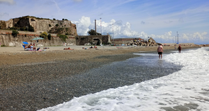 Spiaggia libera "Garibaldi", Sandstrand in Ligurien
