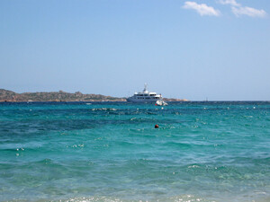 Spiaggia di Romazzino, feiner Sandstrand auf Sardinien