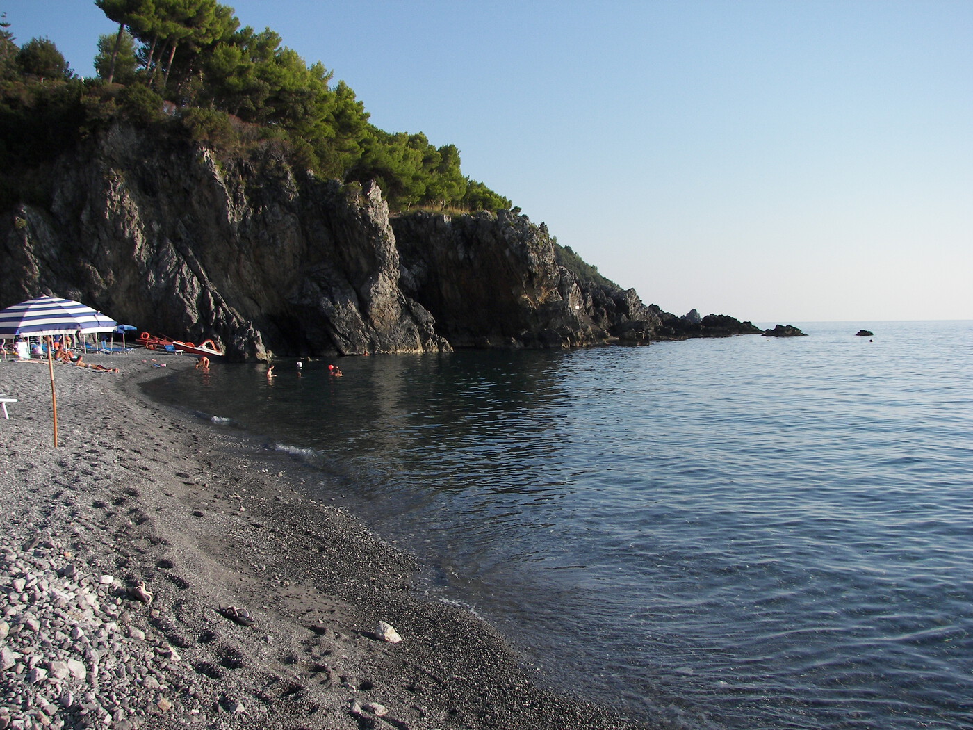 Cala Ficarra, Steinstrand in Basilikata