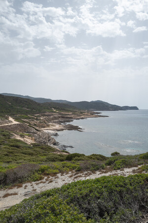 Spiaggia La Frana, Kiesstrand auf Sardinien