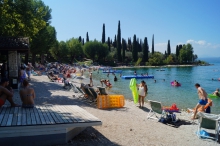 Baia Delle Sirene, Steinstrand am Gardasee<p></p>