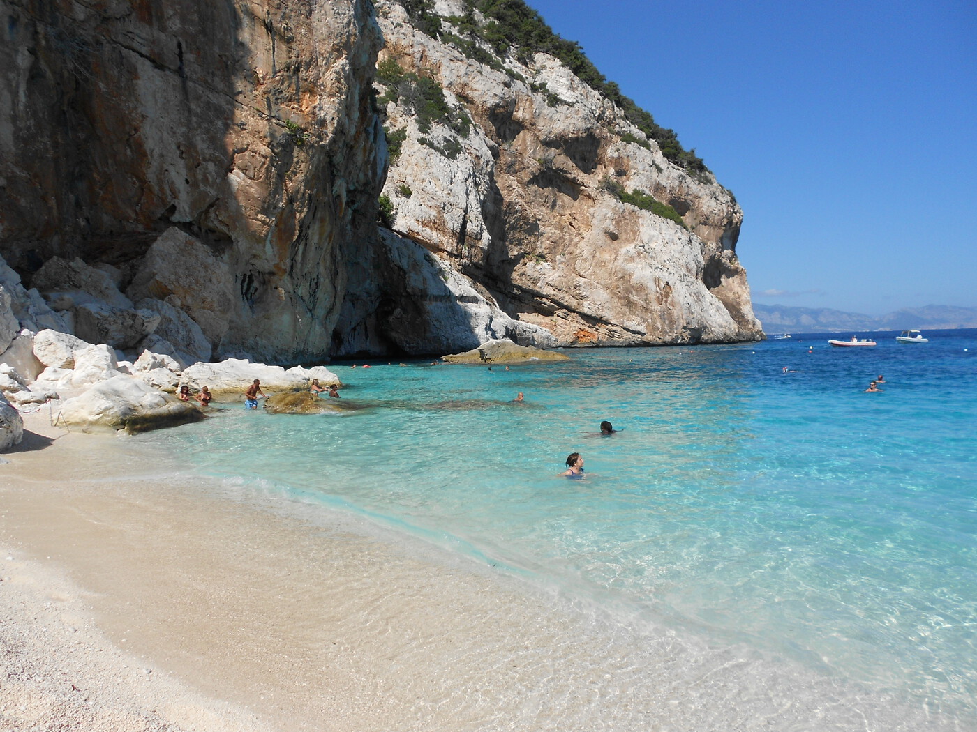 Cala Mariolu, Kiesstrand auf Sardinien<p>Foto: Settimio caroli / CC-BY-SA-4.0</p>