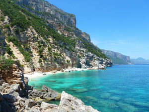 Cala Mariolu, Kiesstrand auf Sardinien<p>Foto: Roberto Mura / CC-BY-SA-3.0</p>